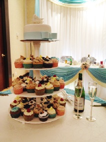 Wedding Cake & Cupcake Tier Wedding Cake & Cupcake Tier